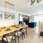 Old Bank House - Family & Friends Retreat With Hot Tub Available Holiday home Holker