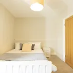 Old Bank House - Family & Friends Retreat With Hot Tub Available Holker