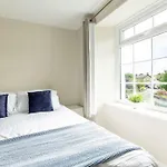 Holiday home Old Bank House - Family & Friends Retreat With Hot Tub Available