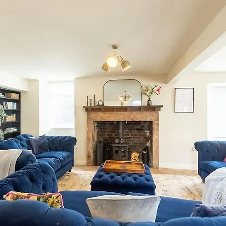 Old Bank House - Perfect Getaway For Friends & Families Nyaraló *