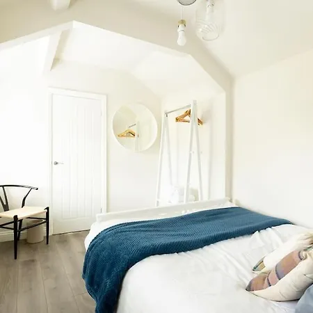 Old Bank House - Perfect Getaway For Friends & Families Nyaraló *